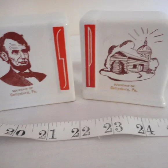 Vintage art deco white red ceramic Salt & Pepper - Picture 2 of 8